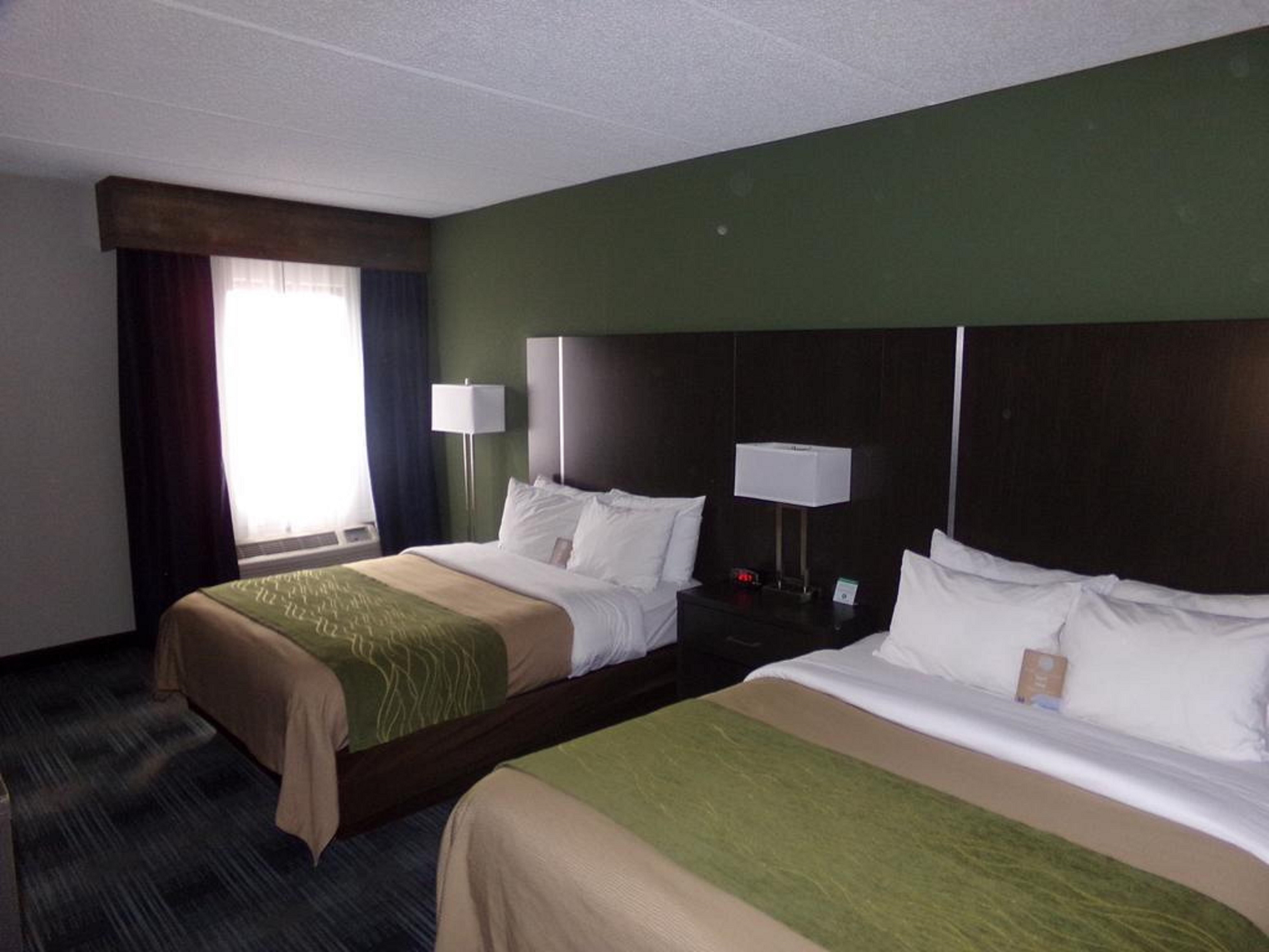 Comfort Inn Cleveland Airport Middleburg Heights Exterior foto