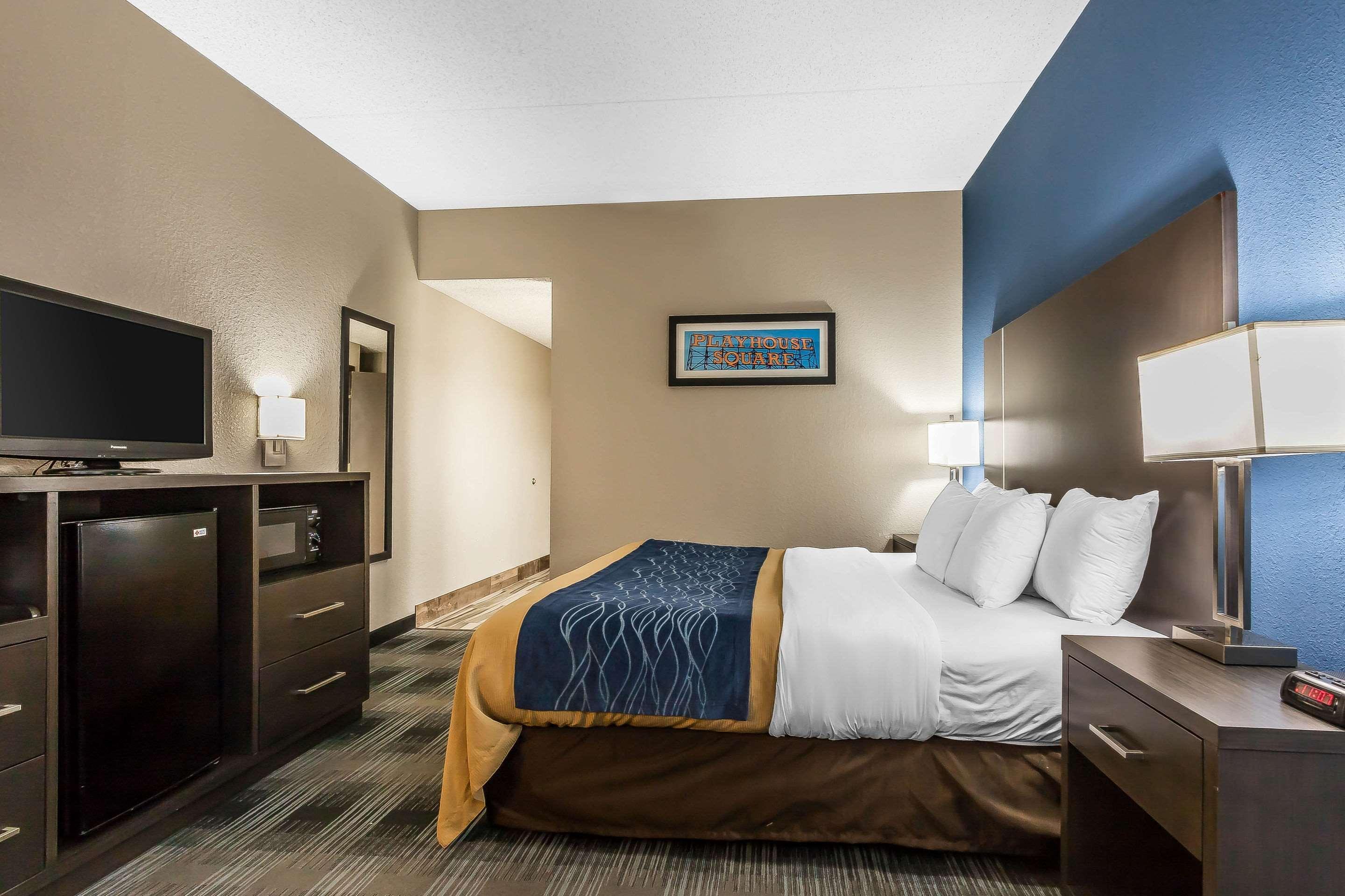Comfort Inn Cleveland Airport Middleburg Heights Exterior foto